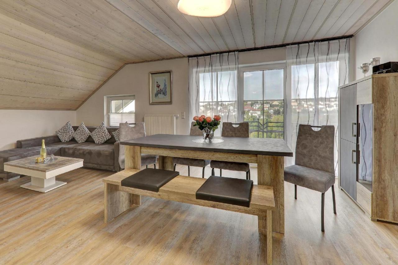 Ferienwohnung Staffelberg Хауценберг Екстериор снимка
