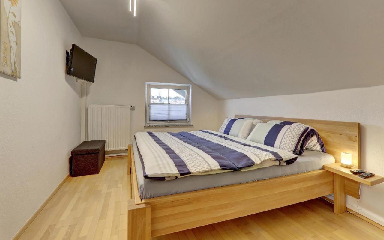 Ferienwohnung Staffelberg Хауценберг Екстериор снимка